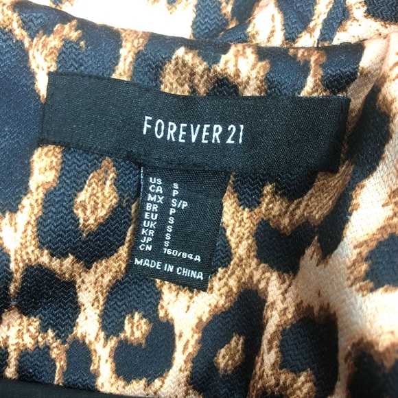 Forever 21 Gold Leopard Print Long Sleeve Jacket - Picture 5 of 7